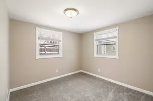 426 W Arlington Ln, Crete, IL 60417 - Photo 14