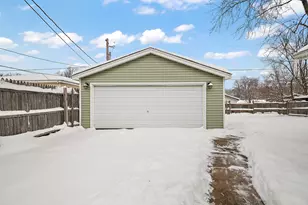 426 W Arlington Ln, Crete, IL 60417 - Photo 16