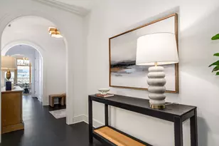 118 E Erie St, Chicago, IL 60611 - Photo 6