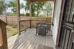 1325 S Komensky Ave, Chicago, IL 60623 - Photo 10