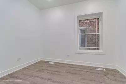 3819 W Arthington Street, Chicago, IL 60624 - Photo 6