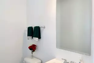 202 Timberleaf Cir, Roselle, IL 60172 - Photo 6