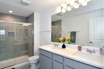 202 Timberleaf Circle, Roselle, IL 60172 - Photo 8