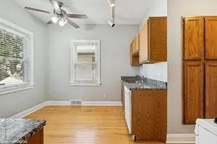 721 Clarence Ave, Oak Park, IL 60304 - Photo 8