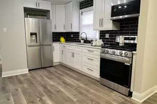 7808 Central Ave, Burbank, IL 60459 - Photo 4