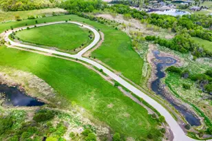 4311 Red Tail Ln, Johnsburg, IL 60051 - Photo 4