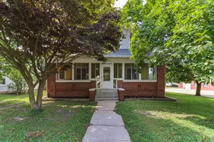 106 W Boundary St, Stanford, IL 61774 - Photo 2