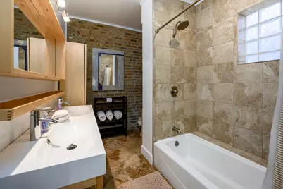 1646 W Blackhawk Street, Chicago, IL 60622 - Photo 12