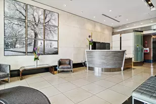 1160 S Michigan Ave, Chicago, IL 60605 - Photo 2