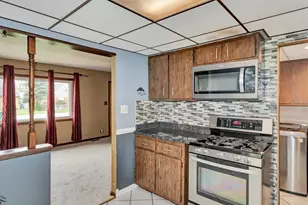 7948 Merrimac Ave, Burbank, IL 60459 - Photo 8