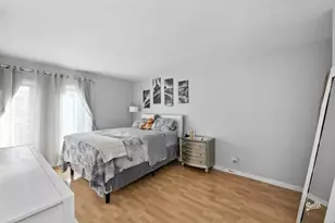 1425 Sandpebble Dr, Wheeling, IL 60090 - Photo 10