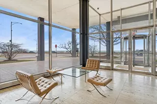 880 N Lake Shore Dr, Chicago, IL 60611 - Photo 2