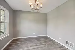 616 Pinehurst Dr, North Aurora, IL 60542 - Photo 6