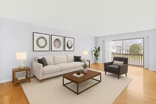 3026 Roberts Dr, Woodridge, IL 60517 - Photo 2