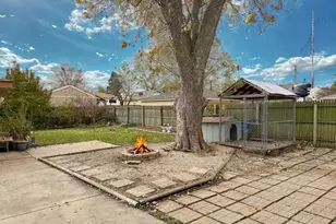 539 W Rose Ave, Addison, IL 60101 - Photo 14