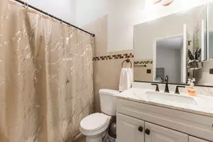 4015 Peartree Dr, Lake in the Hills, IL 60156 - Photo 30