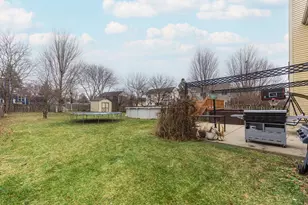 4015 Peartree Dr, Lake in the Hills, IL 60156 - Photo 40