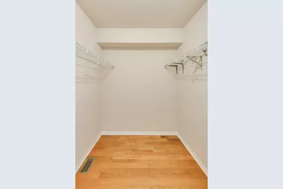 716 Clover Hill Court, Elk Grove Village, IL 60007 - Photo 22