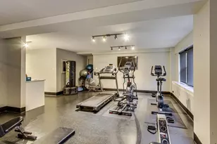 1350 N Astor St, Chicago, IL 60610 - Photo 22