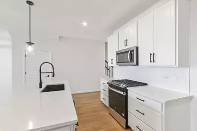 688 Switchgrass Way #57003, Bolingbrook, IL 60490 - Photo 10