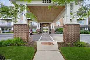 2220 Founders Dr, Northbrook, IL 60062 - Photo 1