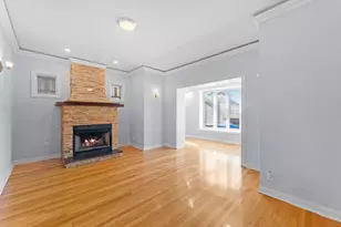 5124 W Berenice Ave, Chicago, IL 60641 - Photo 2