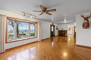 15742 Moody Rd, Oak Lawn, IL 61943 - Photo 8