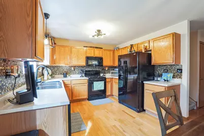 86 E Daisy Avenue, Cortland, IL 60112 - Photo 4