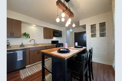 1106 S Robert Drive, Mount Prospect, IL 60056 - Photo 4