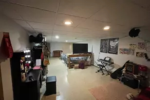 1949 Will James Rd, Rockford, IL 61109 - Photo 16