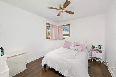 10429 S Keeler Avenue, Oak Lawn, IL 60453 - Photo 8
