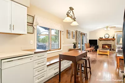 386 Copper Canyon Trail, Cary, IL 60013 - Photo 16