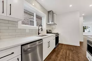 5844 W Leland Ave, Chicago, IL 60630 - Photo 6
