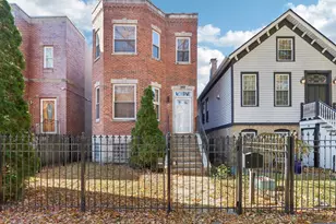 3432 S Prairie Ave, Chicago, IL 60616 - Photo 1