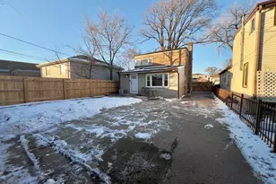 7421 W 64th St, Summit, IL 60501 - Photo 22