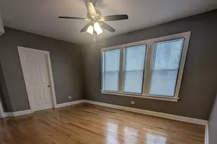 11005 S Perry Ave, Chicago, IL 60628 - Photo 2