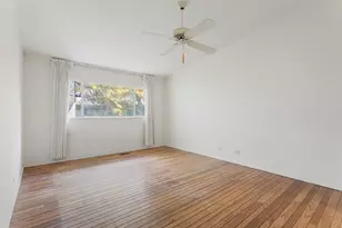 609 Carriage Hill Dr, Glenview, IL 60025 - Photo 6