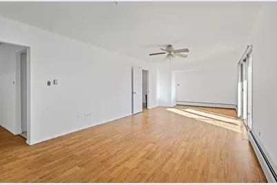 9001 Golf Road #5B, Des Plaines, IL 60016 - Photo 6