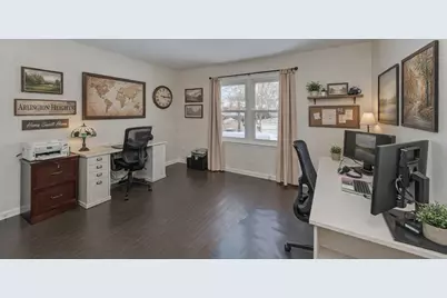 1010 W Haven Drive, Arlington Heights, IL 60005 - Photo 10