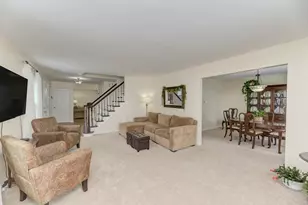 1010 W Haven Dr, Arlington Heights, IL 60005 - Photo 16