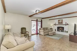 1010 W Haven Dr, Arlington Heights, IL 60005 - Photo 6