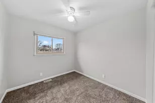 156 Monterey Dr, Bolingbrook, IL 60440 - Photo 8