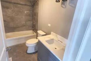 4147 Prairie St, Schiller Park, IL 60176 - Photo 8