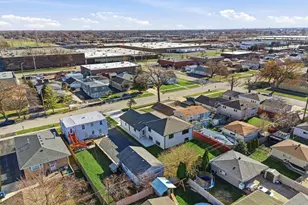 8332 S 77th Ct, Bridgeview, IL 60455 - Photo 22