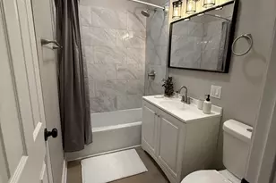 3049 N Avers Ave, Chicago, IL 60618 - Photo 8