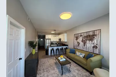 3049 N Avers Avenue #2, Chicago, IL 60618 - Photo 4