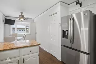 3644 Scott St, Franklin Park, IL 60131 - Photo 10