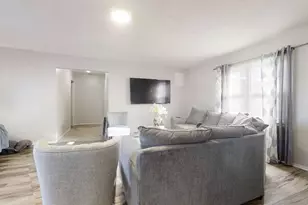 1009 N Prospect Ave, Champaign, IL 61820 - Photo 6