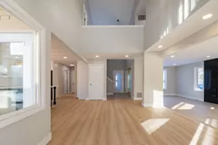 3437 Summerhill Dr, Woodridge, IL 60517 - Photo 4