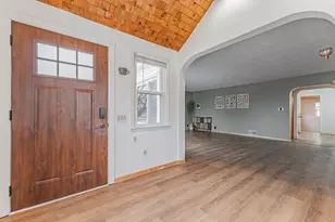 205 E Park St, Danvers, IL 61732 - Photo 2